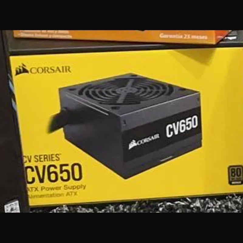 Caja amarilla de la fuente de poder Corsair CV650 de 650 W