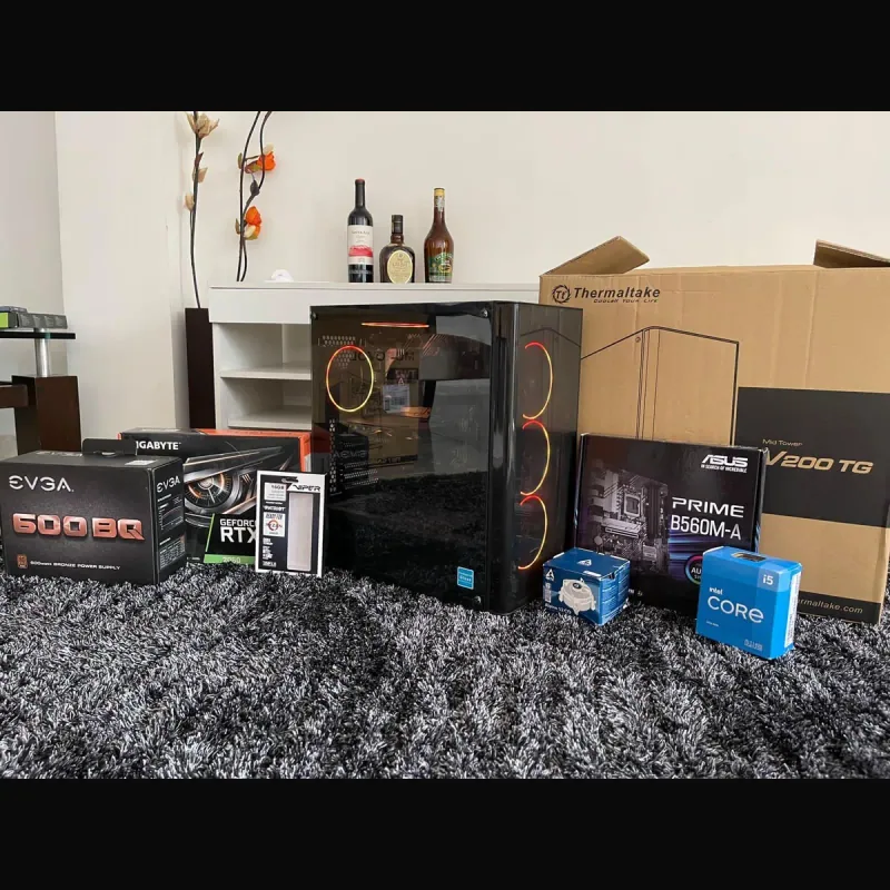 PC Gamer Vector con gabinete Thermaltake V200 TG y componentes Intel i5-11400 y RTX 2060