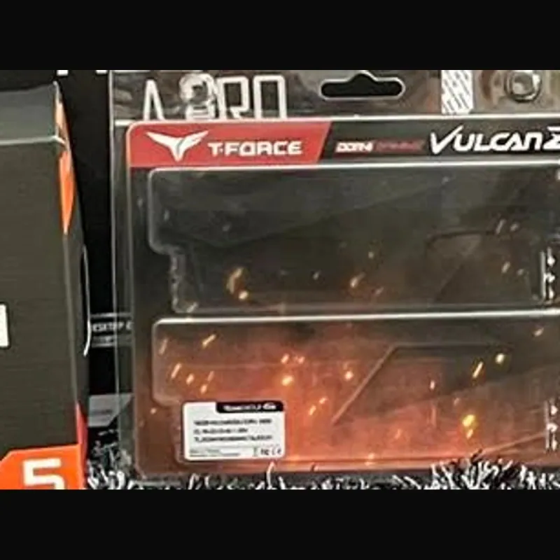 Kit de memorias RAM T-Force Vulcan Z de 16 GB DDR4 en su blíster